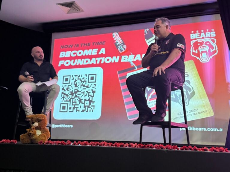 Mal on panel at Sportsmans dinner